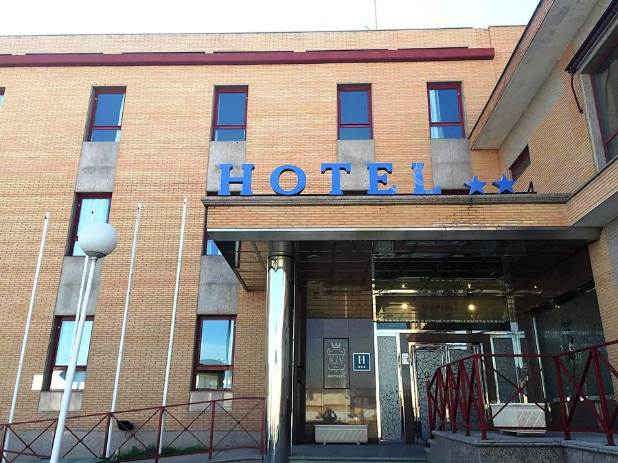 Hotel Humanes Humanes de Madrid Exterior photo